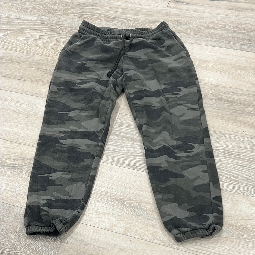 Women’s Camouflage Jogger sweatpants
